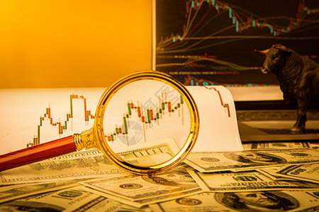 国际期货直播室：实时解读市场动态